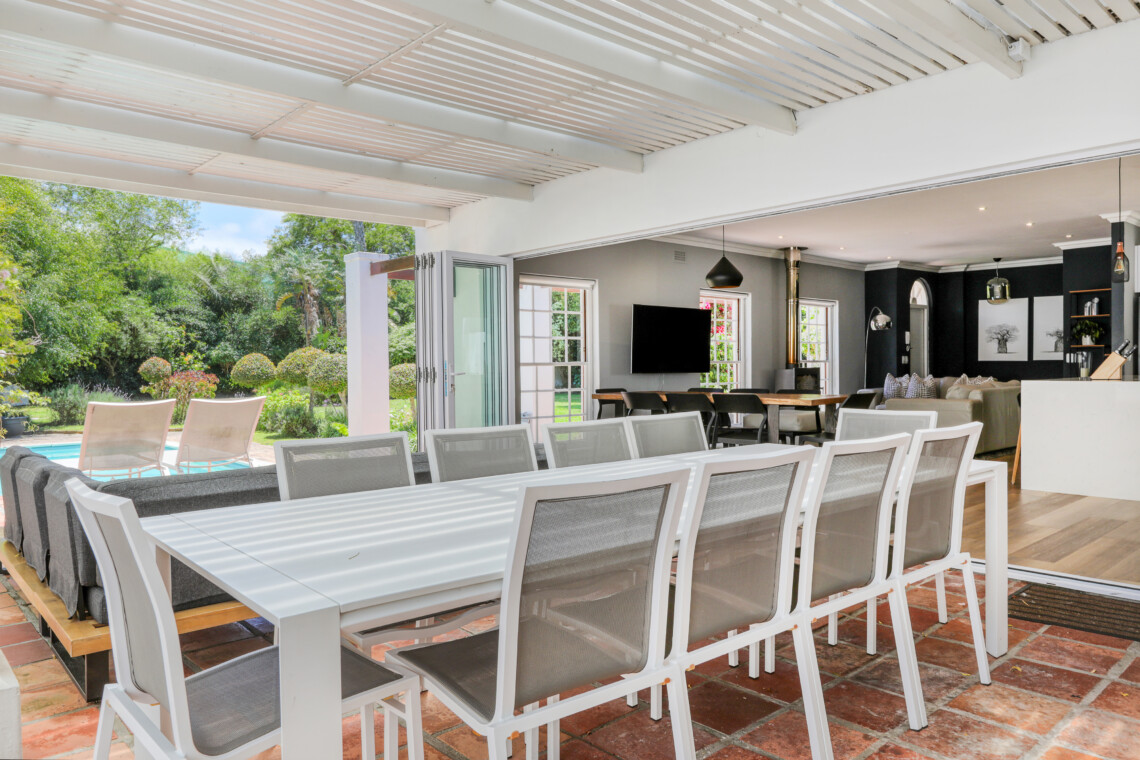 Constantia Hideaways - Leafsong Villa