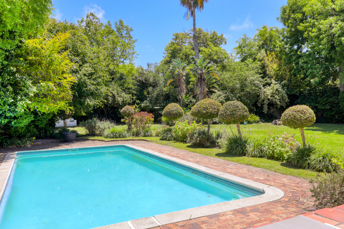 Constantia Hideaways - Leafsong Villa