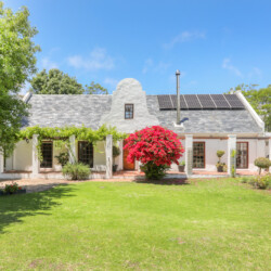 Constantia Hideaways - Leafsong Villa