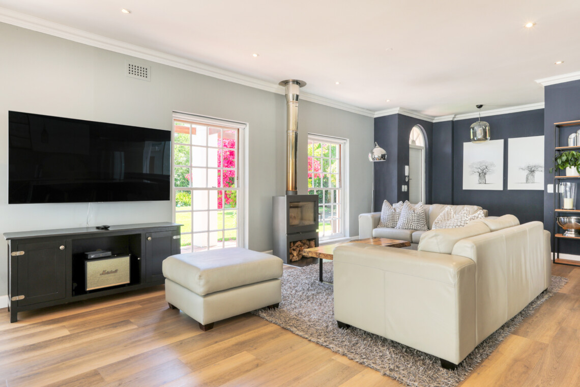 Constantia Hideaways - Leafsong Villa